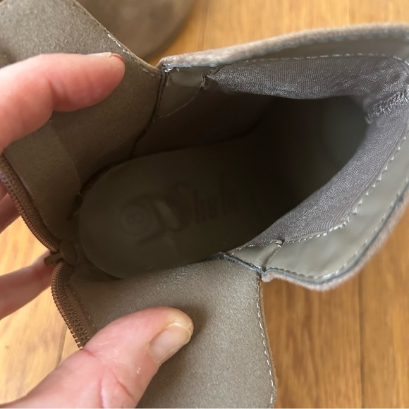 SHEIN Women's Tan Beige Faux Suede Ankle Heel Boots Booties Point Toe Size 8 - Picture 6 of 6